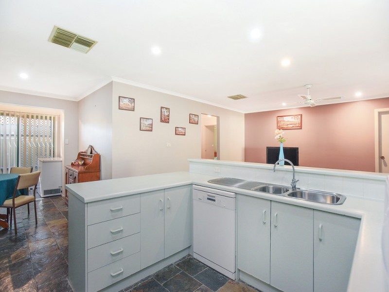 35 Foxfield Drive, Onkaparinga Hills SA 5163