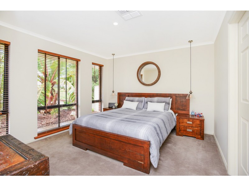 12 Gilligan Grove, Mclaren Flat SA 5171