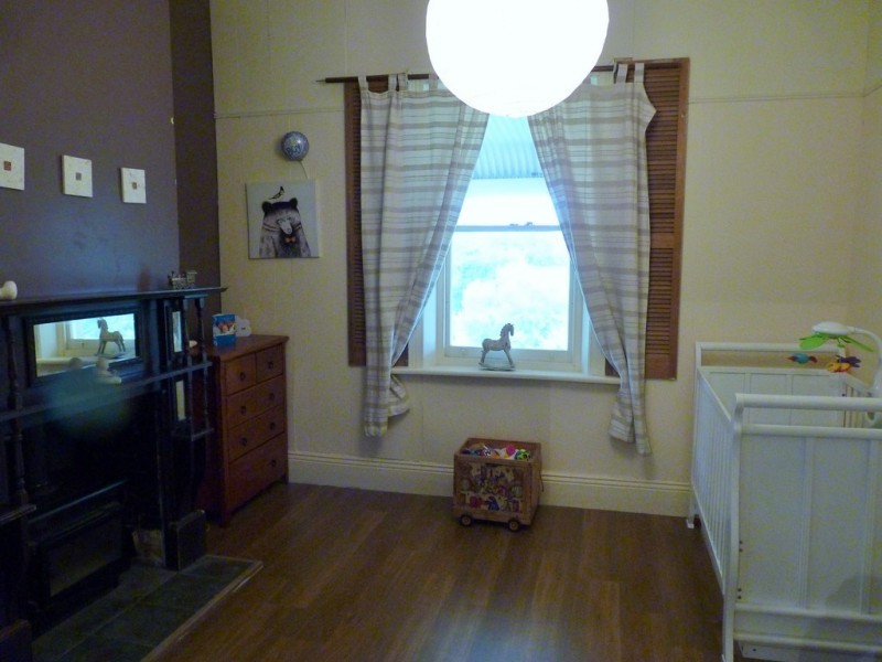 42 PRIDMORE AVENUE, Mclaren Vale SA 5171