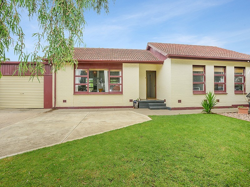 33 Selway Terrace, O’sullivan Beach SA 5166