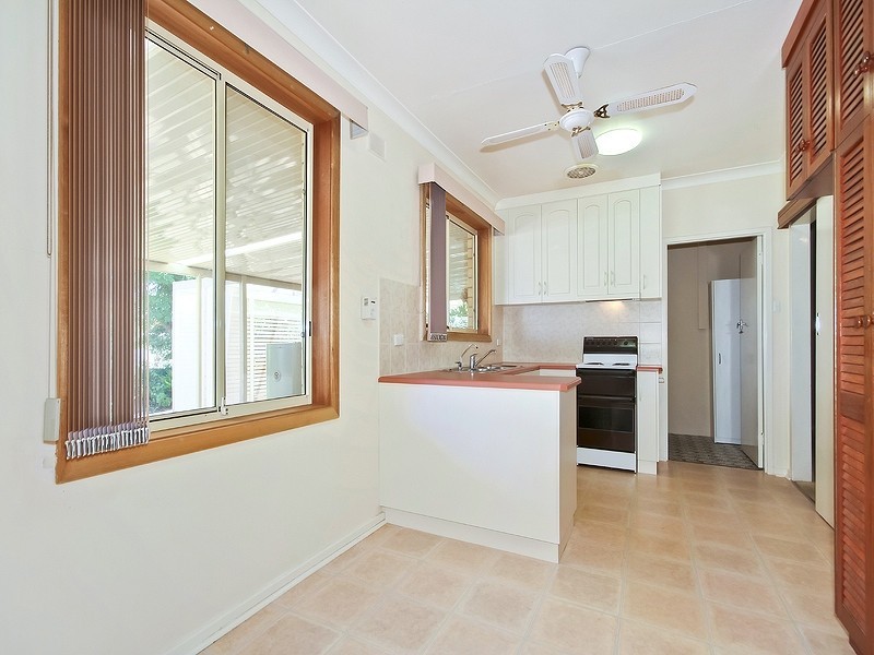 37 Capeview Crescent, Hackham SA 5163
