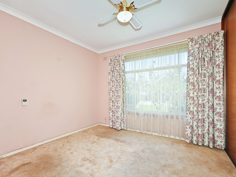 37 Capeview Crescent, Hackham SA 5163