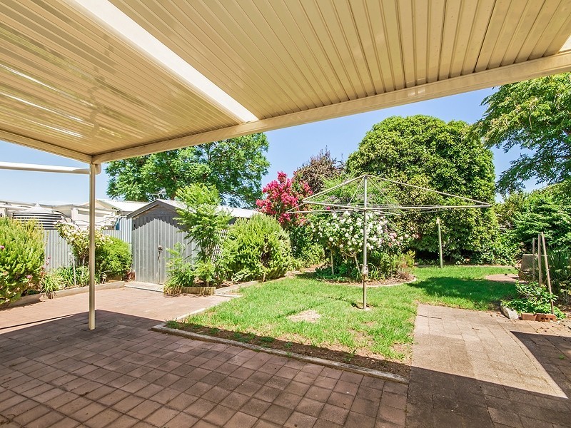 37 Capeview Crescent, Hackham SA 5163