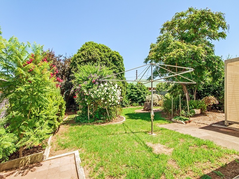 37 Capeview Crescent, Hackham SA 5163