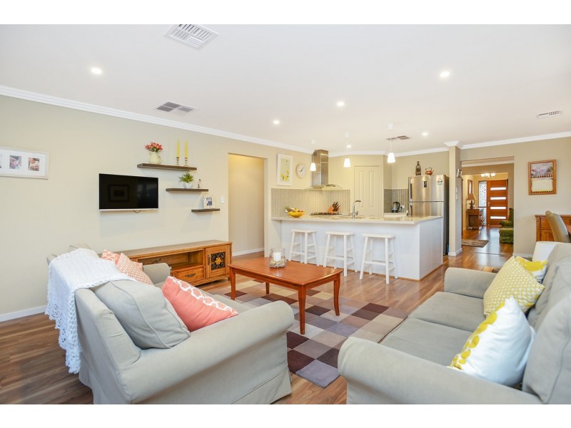 33 Byron Bay Boulevard, Seaford Rise SA 5169