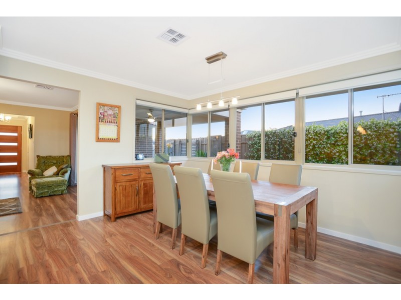33 Byron Bay Boulevard, Seaford Rise SA 5169