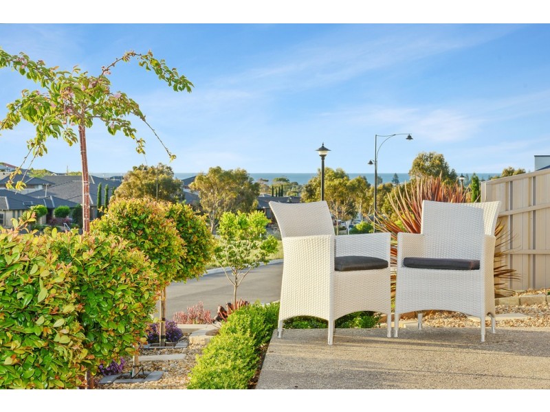 33 Byron Bay Boulevard, Seaford Rise SA 5169