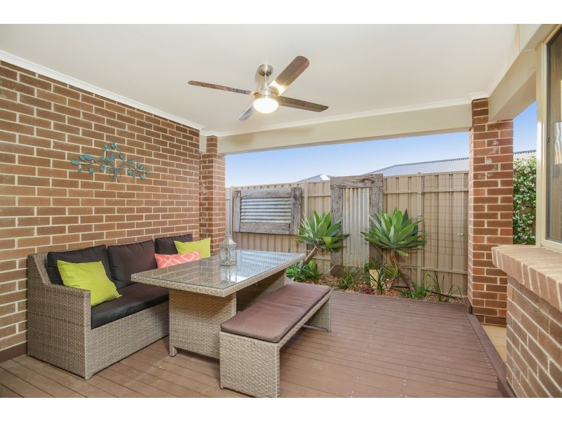33 Byron Bay Boulevard, Seaford Rise SA 5169
