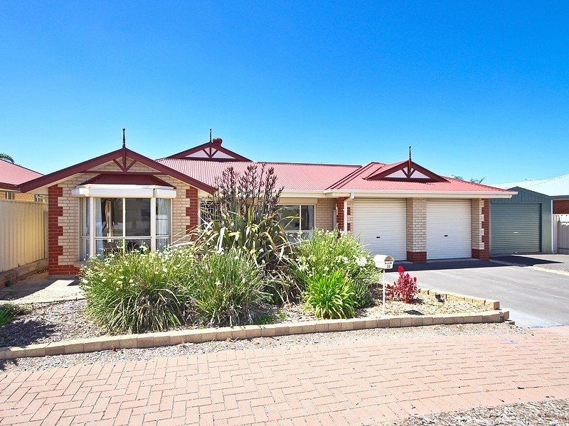 32 Pridham Boulevard, Aldinga Beach SA 5173
