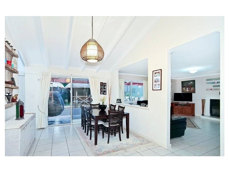 16 Chapman Avenue, Mclaren Vale SA 5171