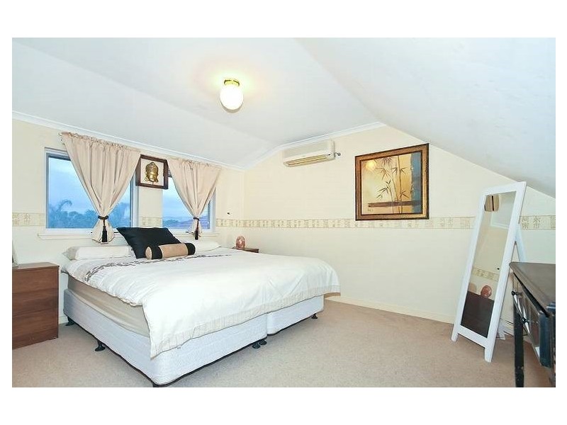 16 Chapman Avenue, Mclaren Vale SA 5171