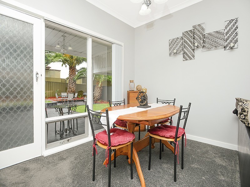 11 Saphire Road, Morphett Vale SA 5162