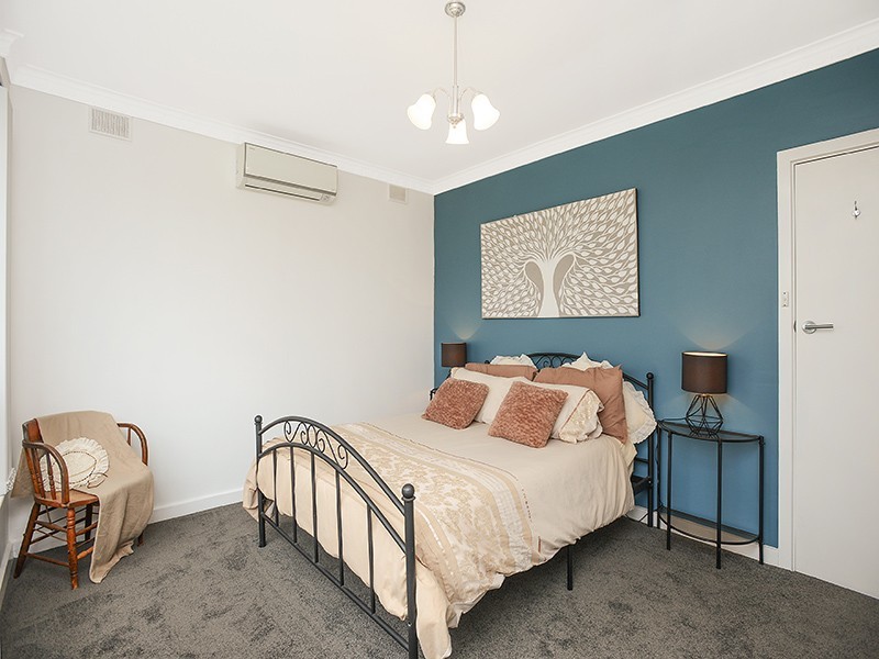 11 Saphire Road, Morphett Vale SA 5162