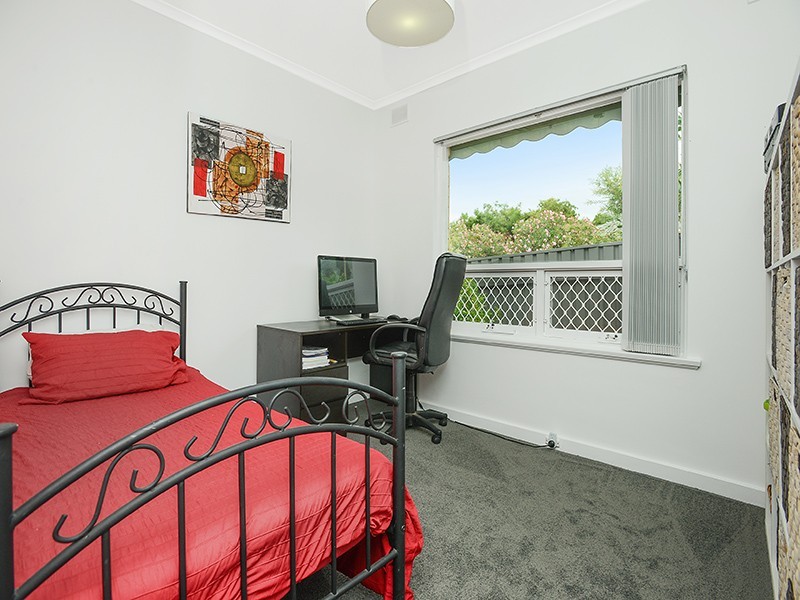 11 Saphire Road, Morphett Vale SA 5162