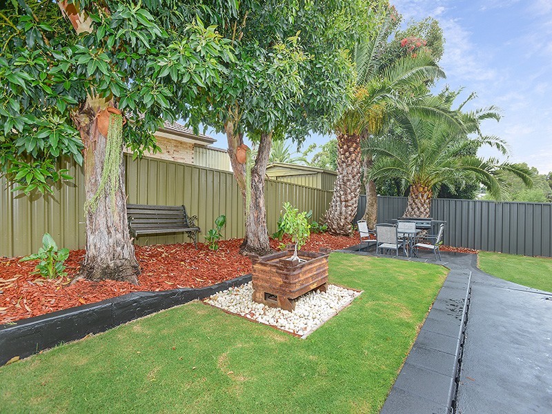 11 Saphire Road, Morphett Vale SA 5162