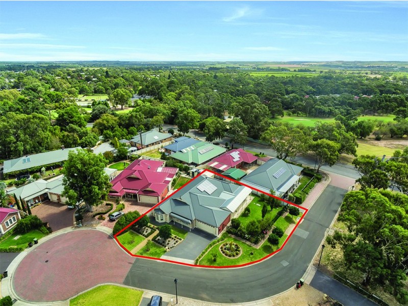 4 Coach Court, Willunga SA 5172