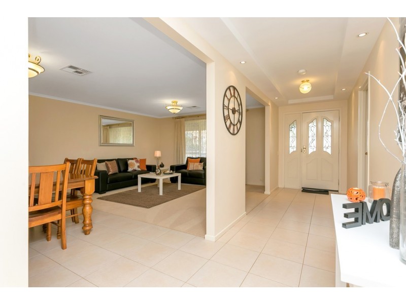 4 Coach Court, Willunga SA 5172