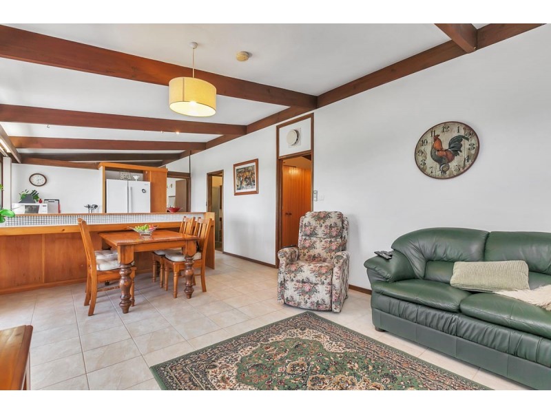 5 Malvern Court, Aberfoyle Park SA 5159