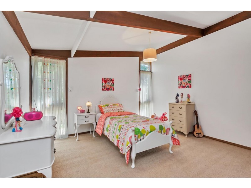 5 Malvern Court, Aberfoyle Park SA 5159