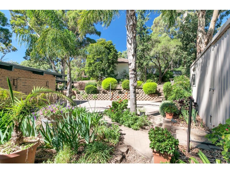 5 Malvern Court, Aberfoyle Park SA 5159