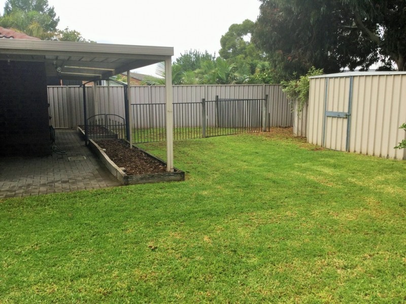 25 Sandpiper Avenue, Seaford Rise SA 5169