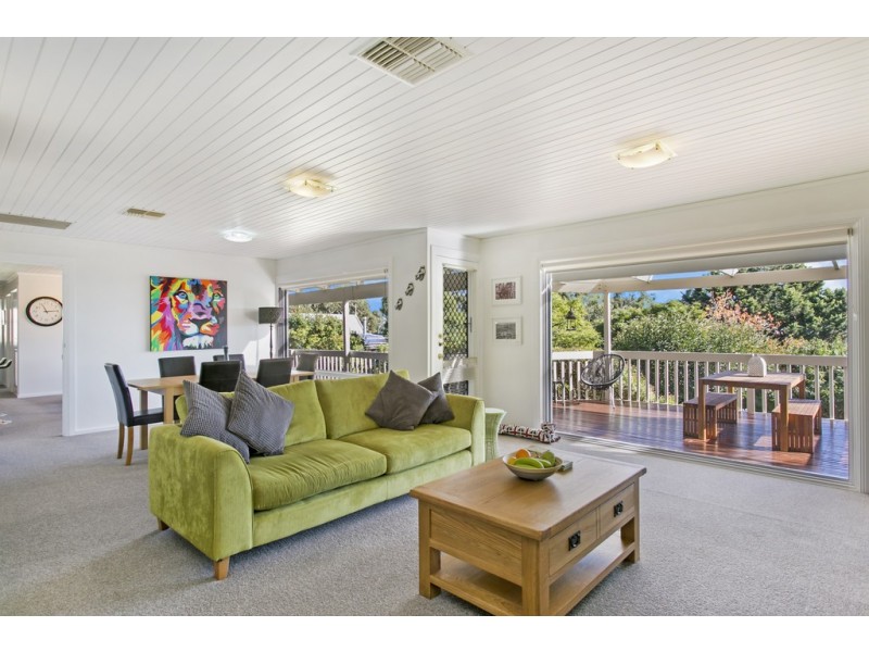 6 Malvern Court, Aberfoyle Park SA 5159