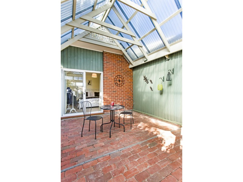 6 Malvern Court, Aberfoyle Park SA 5159