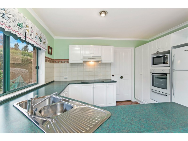 9 Greenfield Court, Willunga SA 5172