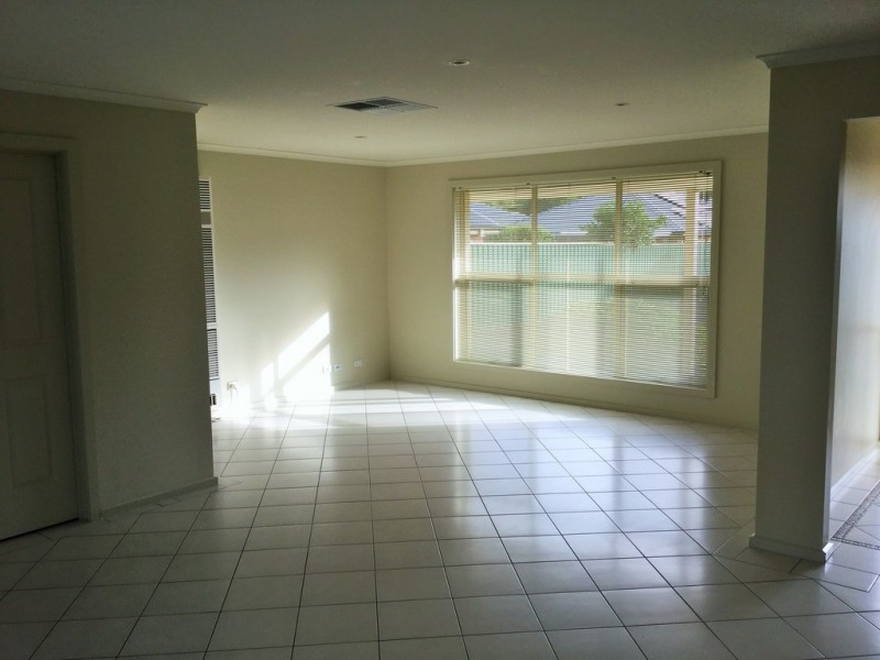 4/42 Wheatsheaf Road, Morphett Vale SA 5162