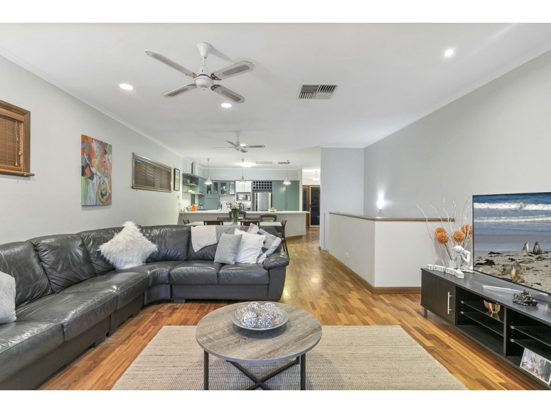 19 MARINE AVENUE, Hallett Cove SA 5158