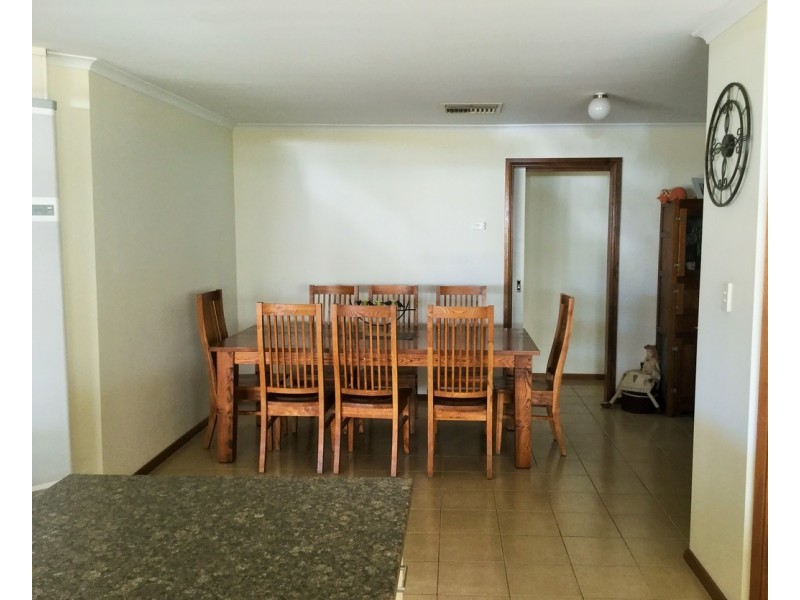 6 Paula Court, Mclaren Flat SA 5171