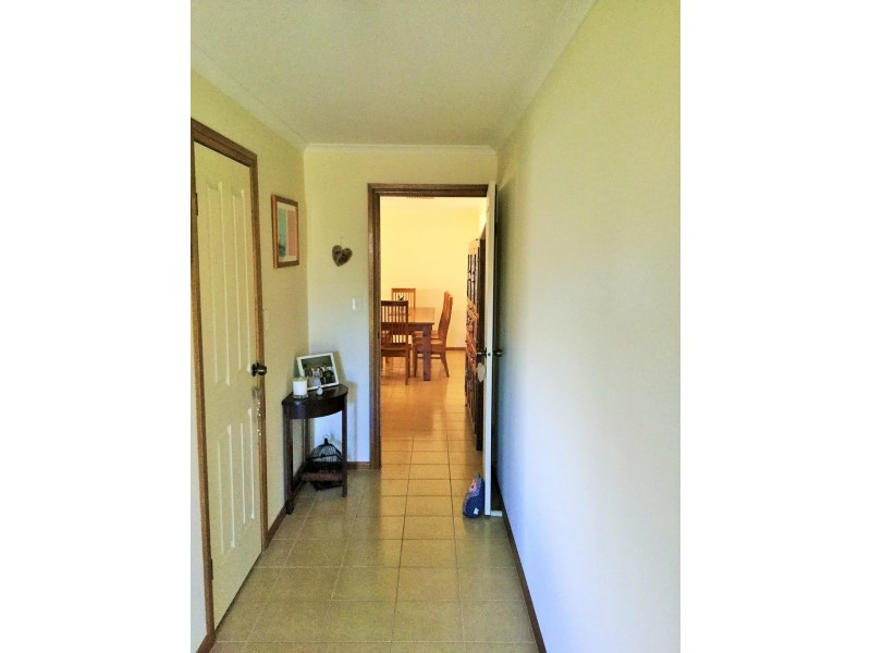 6 Paula Court, Mclaren Flat SA 5171