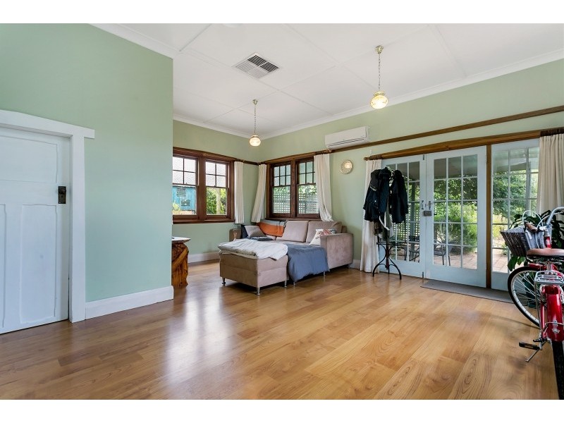 10 Field St, Mclaren Vale SA 5171