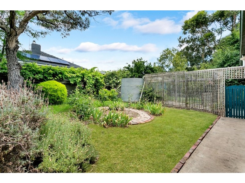 10 Field St, Mclaren Vale SA 5171