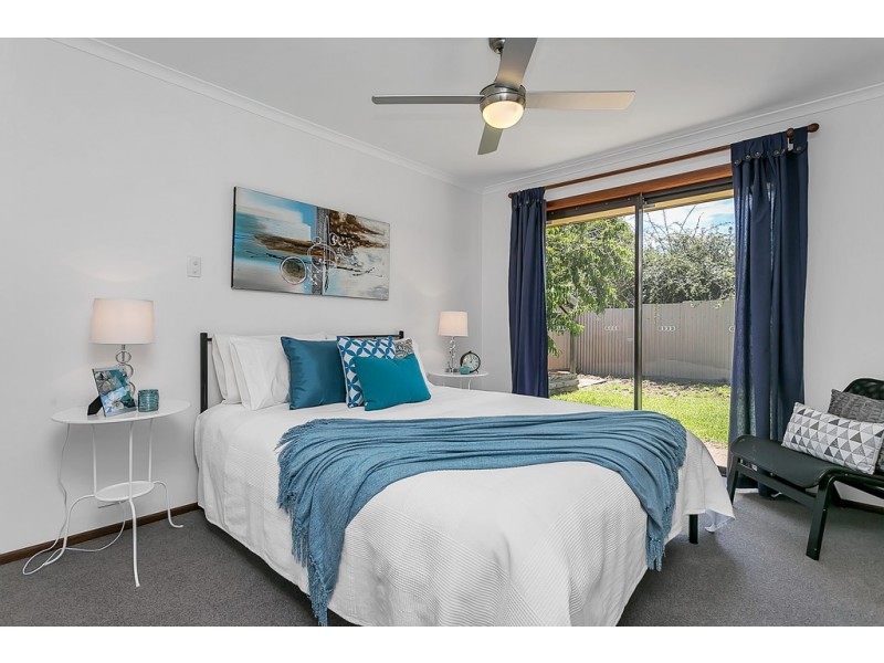 21 Whitestone Crescent, Seaford Rise SA 5169