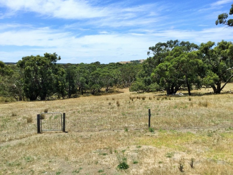 31 Mount Cone Road, Mount Compass SA 5210