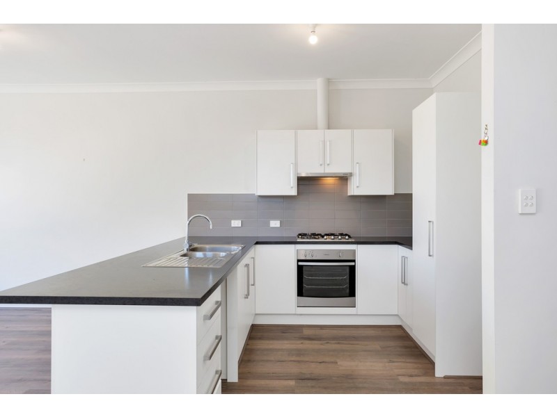 14 Middleton Road, Largs North SA 5016