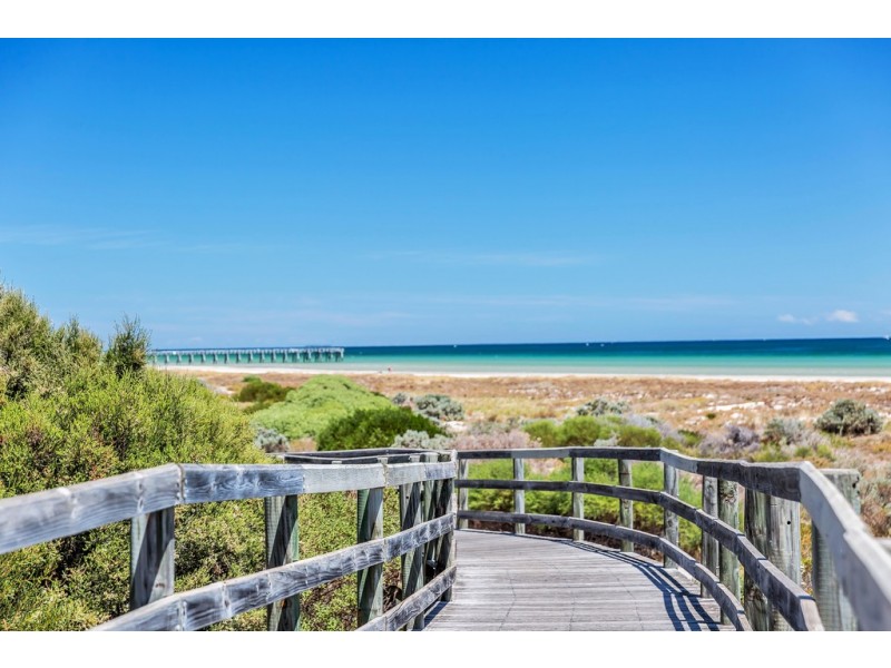 14 Middleton Road, Largs North SA 5016