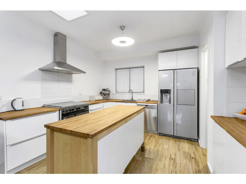 12 Corpe Avenue, Port Noarlunga SA 5167