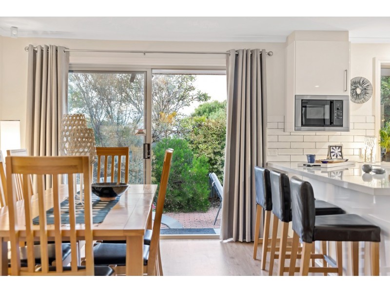 1 HUNT STREET, Port Willunga SA 5173