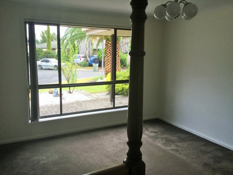 25 Sandpiper Avenue, Seaford Rise SA 5169