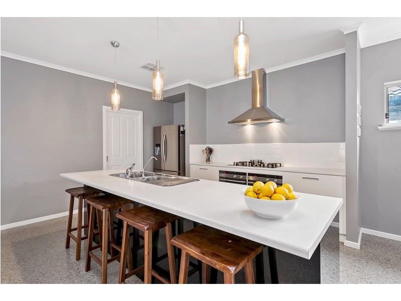 1 Pilot Crescent, Seaford SA 5169