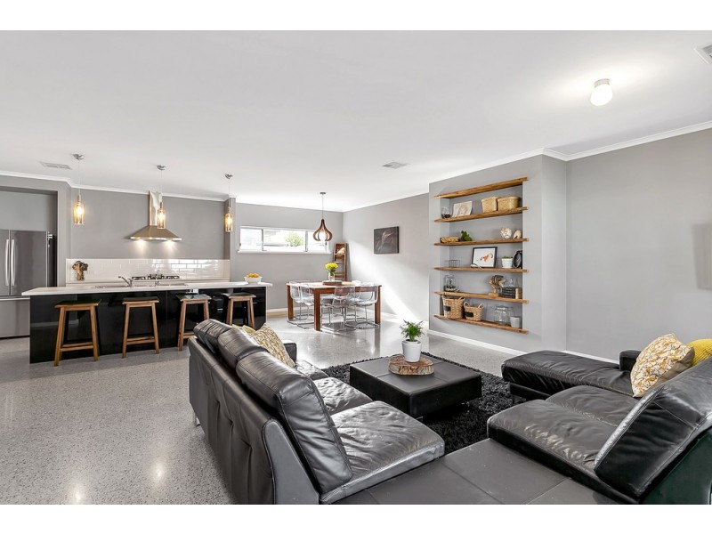 1 Pilot Crescent, Seaford SA 5169