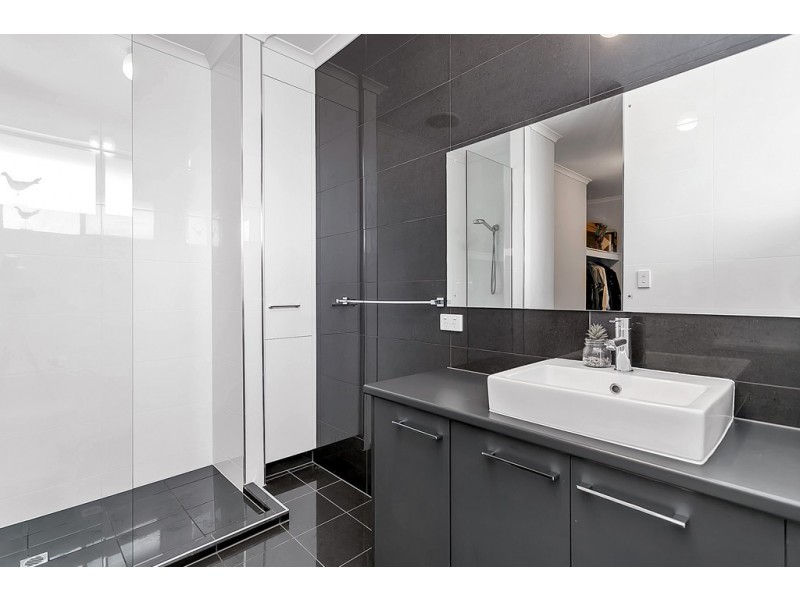 1 Pilot Crescent, Seaford SA 5169
