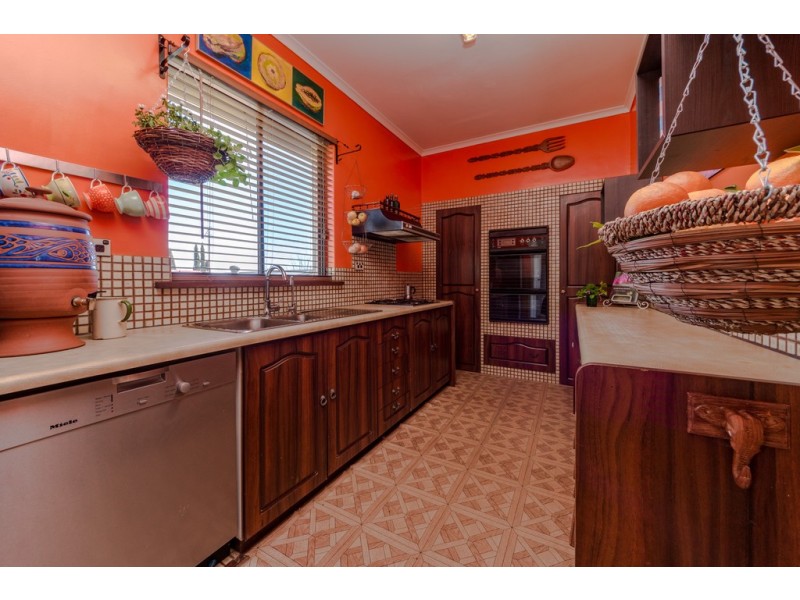 18 HUME STREET, Seaview Downs SA 5049