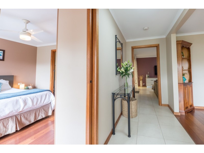 70 Spriggs Road, Onkaparinga Hills SA 5163