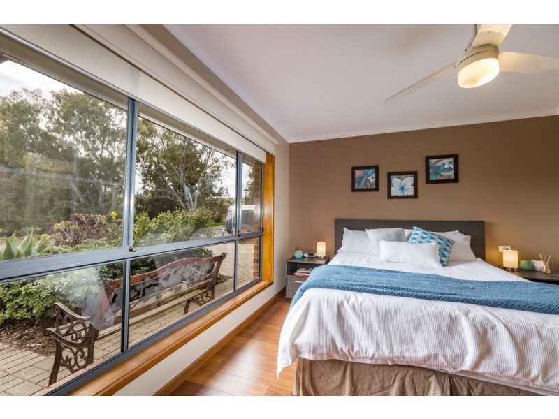 70 Spriggs Road, Onkaparinga Hills SA 5163