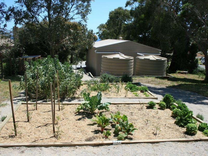 2 Hewett Close, Normanville SA 5204