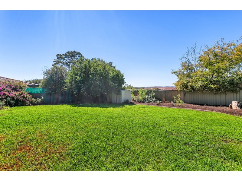 17 Valley View Drive, Mclaren Vale SA 5171