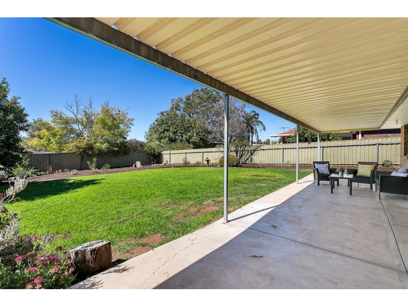 17 Valley View Drive, Mclaren Vale SA 5171